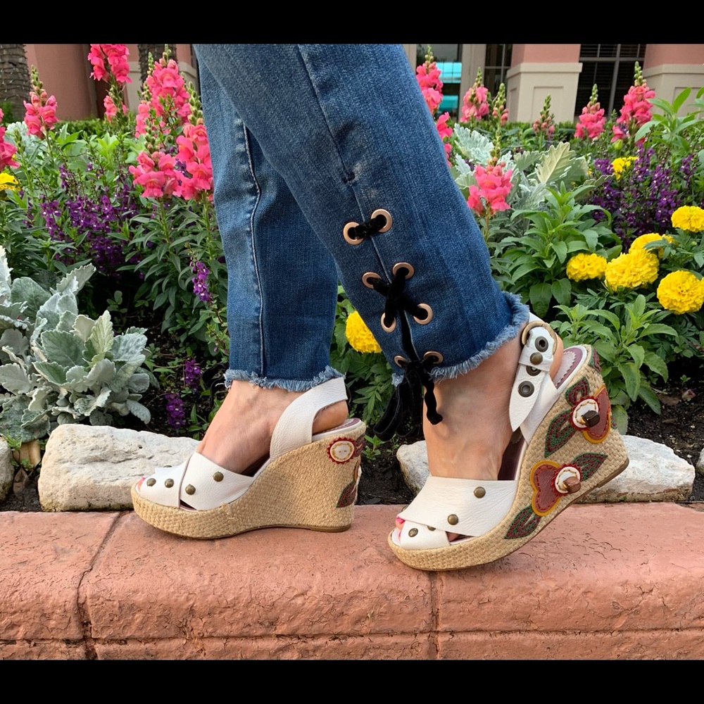 Pan Tulipani Embellished Wedge Sandals. - Picture 8 of 17